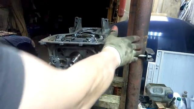 ОЧЕНЬ ПОЛЕЗНОЕ ПРИСПОСОБЛЕНИЯ ДЛЯ ГАРАЖА! A VERY USEFUL GARAGE DEVICE! смотреть онлайн