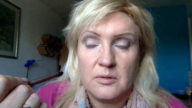 Daily makeup tutorial using Dior, Urban Decay,Tom Ford, GUCCI, Christian Louboutin смотреть онлайн