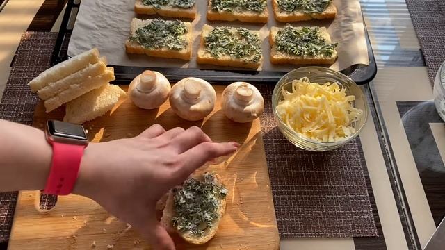 Горячие бутерброды с грибами и сыром в духовке смотреть онлайн