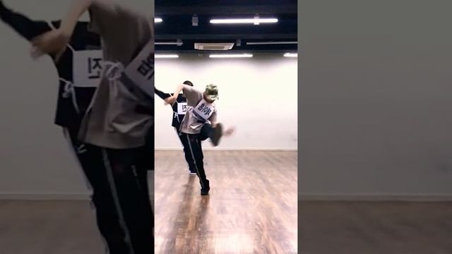 MIC DROP MAMA PRACTICE (J-HOPE FOCUS & MIRRORED VER.) смотреть онлайн