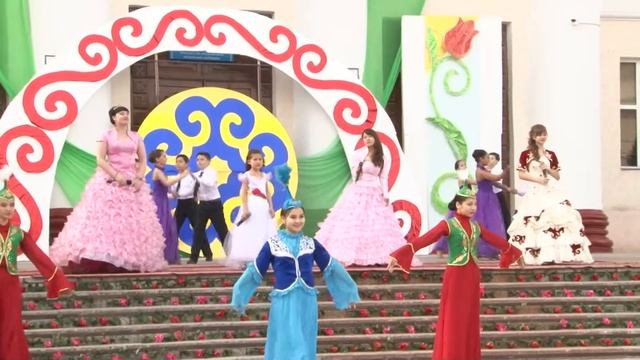 Вальс о весне, 22 наурыз Ленгер смотреть онлайн