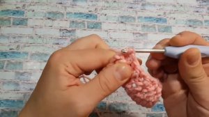 Вогнутые столбики с одним накидом ( рельефные изнаночные ) крючком