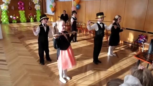 Праздник 8 марта в детском саду смотреть онлайн