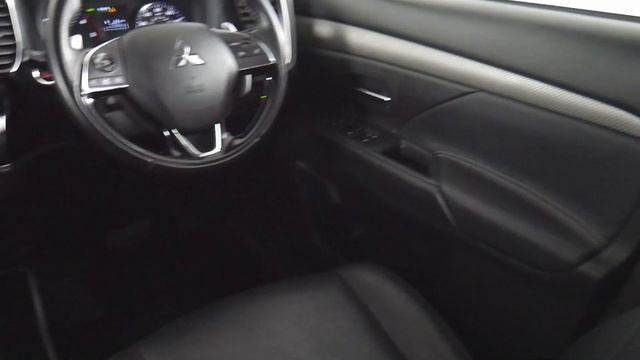 Mitsubishi Outlander WT18VWY смотреть онлайн