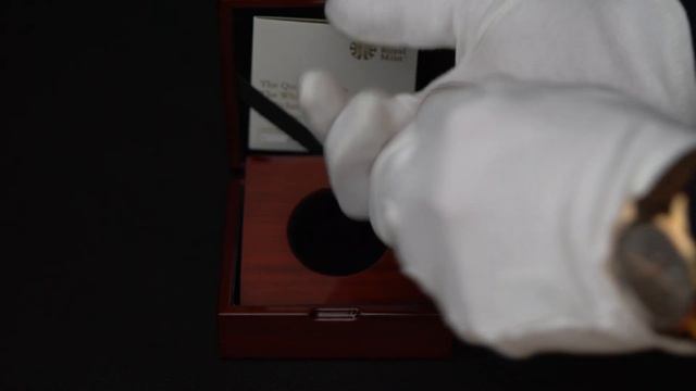 Great Britain 2021 £100 Queen's Beasts The White Greyhound of Richmond 1 oz Gold Proof Coin "9" смотреть онлайн