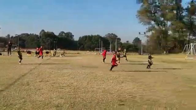 EDEN JUNIOR NJOH. JERSEY NO 6. HIGHLANDS PARK FC UNDER 7. JOHANNESBURG смотреть онлайн
