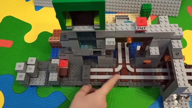 LEGO MINECRAFT шахта Крипера обзор смотреть онлайн