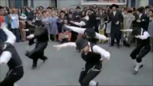 Евреи танцуют в 2016