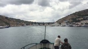 Заход в Балаклаву. Путешествия "Ярика" (катер Ярославец, проект РМ-376, 1988г. постройки).