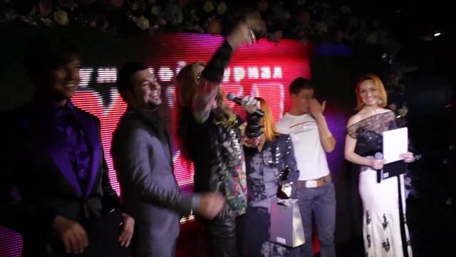 Джигурда читает Монадные стихи со сцены. смотреть онлайн