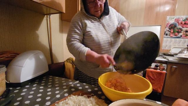 ЛЕНИВЫЕ ГОЛУБЦЫ. смотреть онлайн