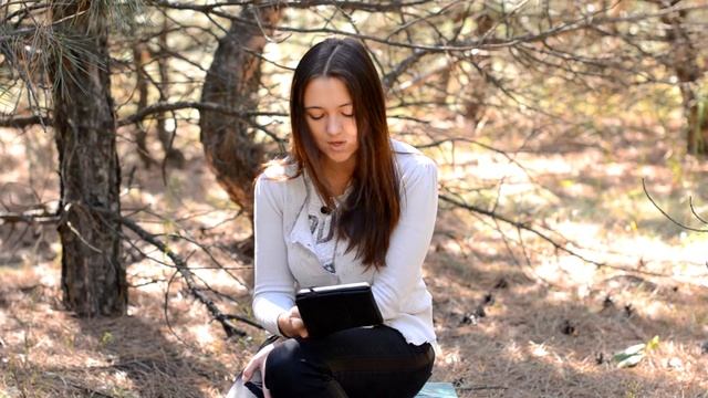 Лермонтов М. Ю. "И скучно, и грустно" смотреть онлайн