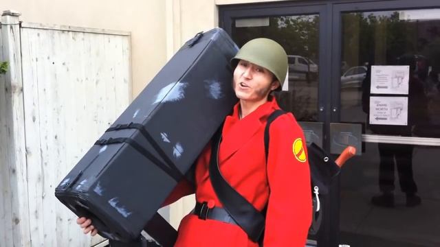 Team Fortress 2 Soldier Cosplay Anime North 2011 смотреть онлайн