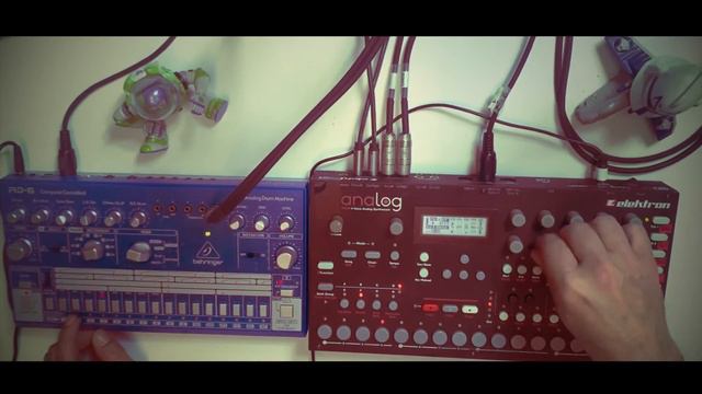 RD6 + Analog Four (Jam ) Electro classic смотреть онлайн