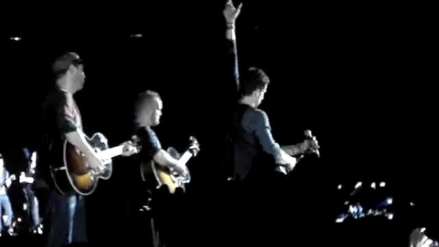 Coldplay, Wembley Stadium 19/9/09 - acoustic set on the C-stage смотреть онлайн