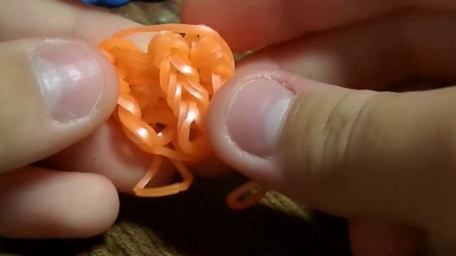 Сумка из резинок Raibow Loom на станке Raibow Loom, Урок 4 смотреть онлайн