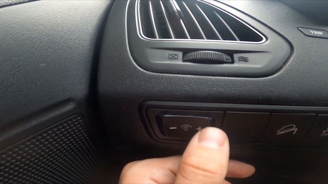 How To Change Radio Display Brightness In Hyundai Ix35 ( 2010 – 2015 )