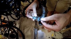 Замена колодок на гидравлическом тормозе велосипеда