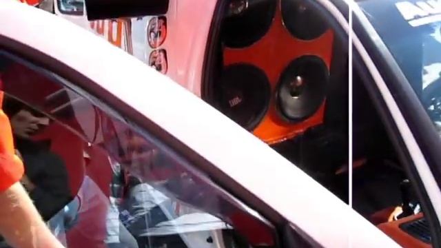 Звук в VW Caddy смотреть онлайн