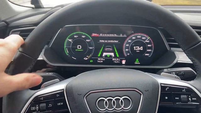 Audi e-Tron Sportback : une électrique à la neige ça dérape (essai) смотреть онлайн