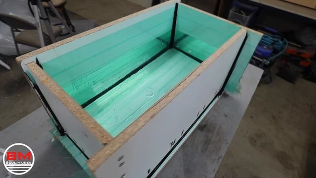 Carving a Figure out of Epoxy & Wood смотреть онлайн