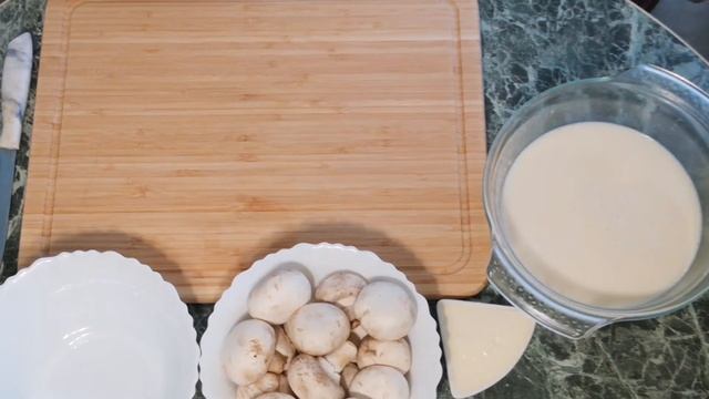 Рулет из яйца с МЯГКИМ сливочным сыром и грибами !!! смотреть онлайн