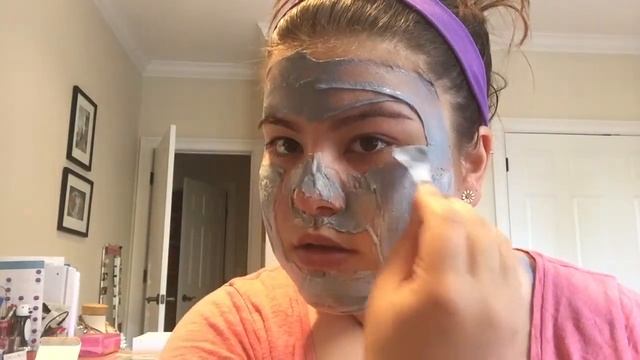 First Impressions: Elizavecca Milky Piggy Carbonated Bubble Clay Mask Review смотреть онлайн