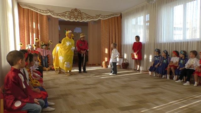 Как старик корову продавал (группа РОМАШКА).avi смотреть онлайн