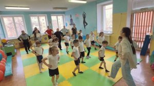 Зарядка с родителями!!!