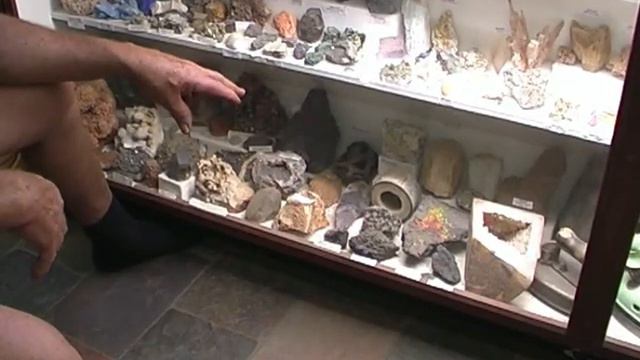Quentin Smith - Tour of his private collection and historical places near Quorn South Australia смотреть онлайн