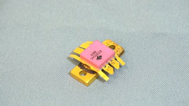 Обзор Транзистор КТ985АС СССР 1988 год смотреть онлайн