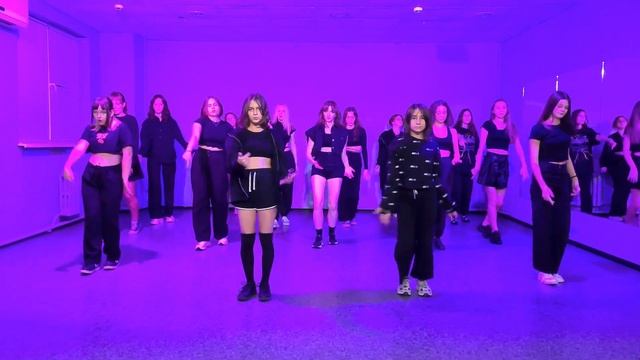 BASE LEVEL • BLACKPINK - SHUT DOWN 1 • V Dance Studio смотреть онлайн