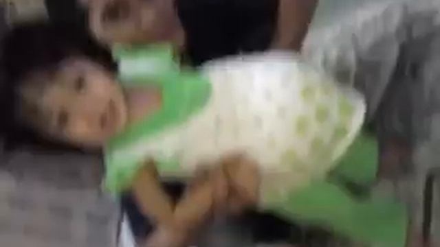 Umairah Sakit Nak Bersalin .MP4