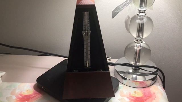 Wittner wooden metronome with bell 811M mahogany finish смотреть онлайн
