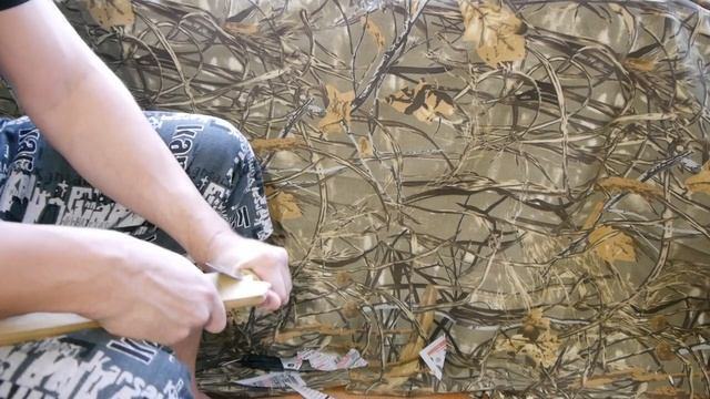 Якутский нож, Buck 110, Benchmade Barrage на деревяхе смотреть онлайн
