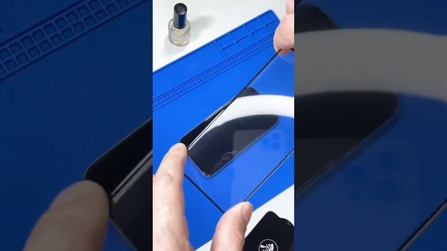УДАЛЕНИЕ глубоких ЦАРАПИН с экрана IPhone за 60 секунд! смотреть онлайн