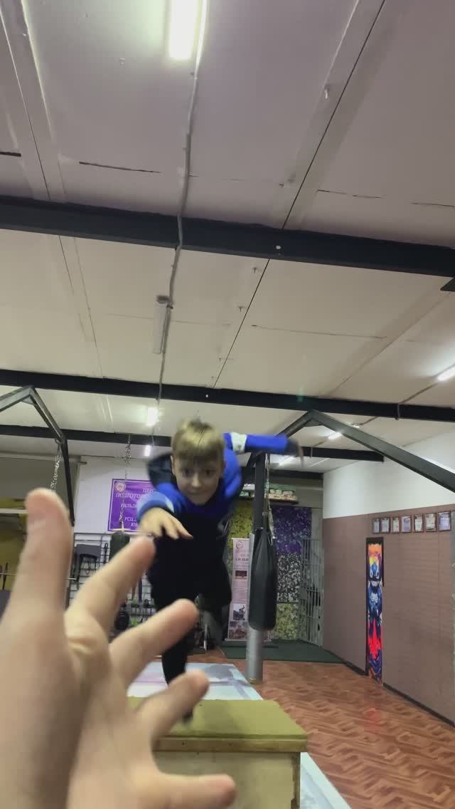 Не долетел смотреть онлайн