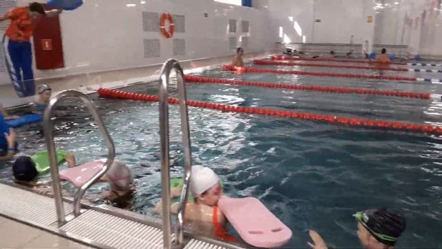 Плавательный бассейн H2O п.Чегдомын смотреть онлайн