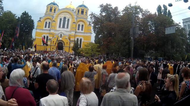 Крестный Ход УПЦ Киевского Патриархата 28.07.2017 в честь Дня Крещения смотреть онлайн