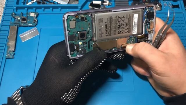Samsung S8 Вечный Ребут/Замена материнской платы/Простой Ремонт #5 смотреть онлайн