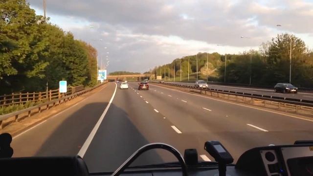 National Express Luton - London смотреть онлайн