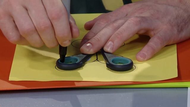 ☀️С добрым утром, малыши! Рисование с помощью ножниц - Мастерская! смотреть онлайн