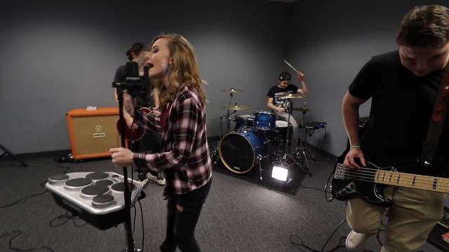 Heavy - Linkin Park Kiiara (Rock cover by First To Eleven) смотреть онлайн