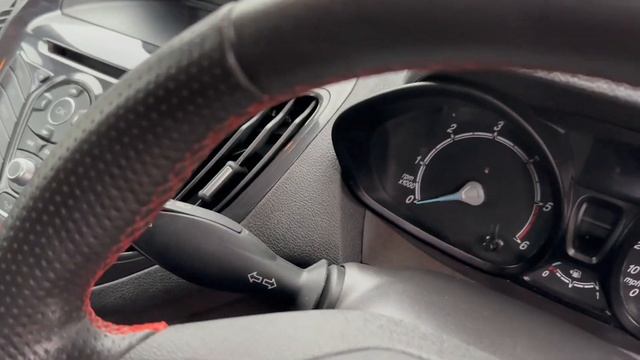 Ford Transit Courier Sport