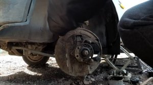 Заз Таврия Славута Биение и Вибрация при Торможении Ремонт Ступицы и Суппорта