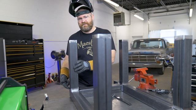 Mobile 1" Thick TIG Welding Table Full Build смотреть онлайн