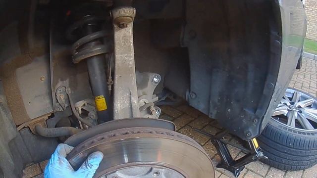 2013 LEXUS GS 450H BRAKE DISCS AND PADS REPLACEMENT смотреть онлайн
