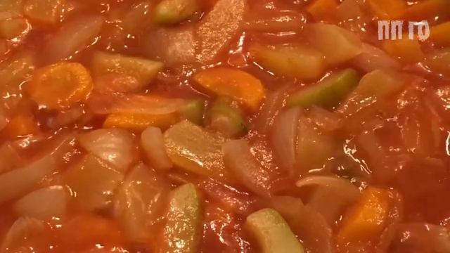 КАБАЧКОВАЯ икра – простой рецепт БЕЗ УКСУСА, БЕЗ МЯСОРУБКИ, БЕЗ ОБЖАРКИ овощей смотреть онлайн