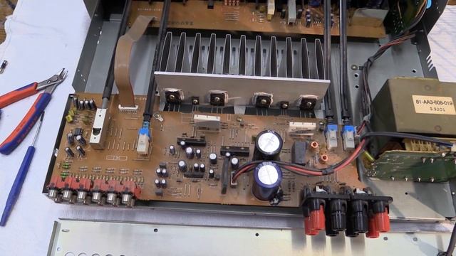 DrCassette's Workshop - Aiwa XA-003 amp repairs смотреть онлайн