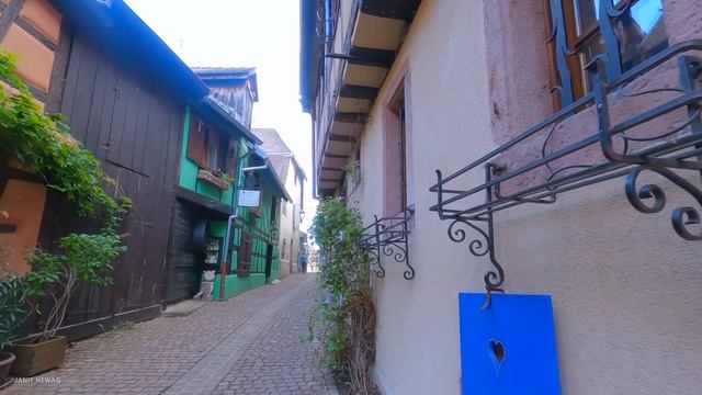 'The Gem of the Alsace Vineyards' Riquewihr, Most Beautiful Villages in France смотреть онлайн